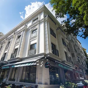 4* Szálloda Antusa Palace &